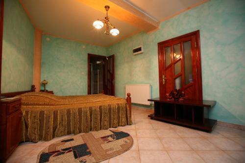 Pensiunea Italiana Brasov Bilik gambar